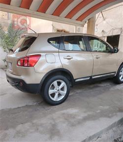 نيسان قاشقاي